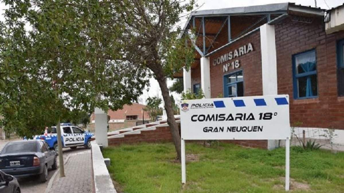 Intervino en los hechos la comisaría 18 del barrio Gran Neuquén. Fuente (X)