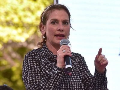 Beatriz Gutiérrez Müller dedica mensaje a su hijo y a todos los jóvenes que entran a prepa