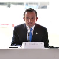 Poder del Consumidor denuncia a Mikel Arriola, extitular de Cofepris, por "conflicto de intereses”