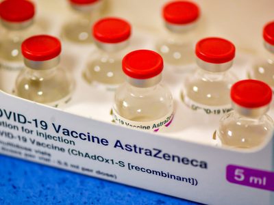 Nuevas dudas sobre AstraZeneca: EE. UU. cuestiona el resultado de sus ensayos