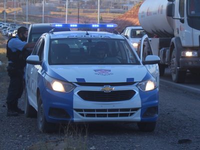 Otro vuelco en el ingreso a Plaza Huincul: los ocupantes del vehículo fueron hospitalizados