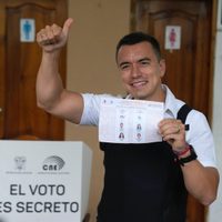 El empresario Daniel Noboa, a la cabeza en balotaje por la presidencia en Ecuador