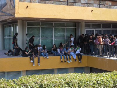 Con 10 planteles en paro, Graue reconoce exigencias de mujeres como legítimas