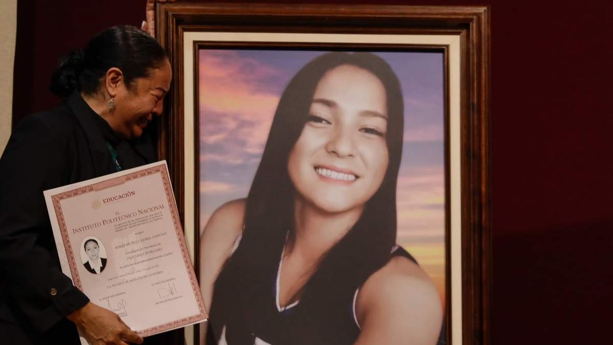 Entrega del Título Post Mortem de María de Jesús Jaimes Zamudio