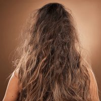 No gastes fortuna en productos caros: así podés preparar el mejor remedio para disminuir el frizz de tu cabello
