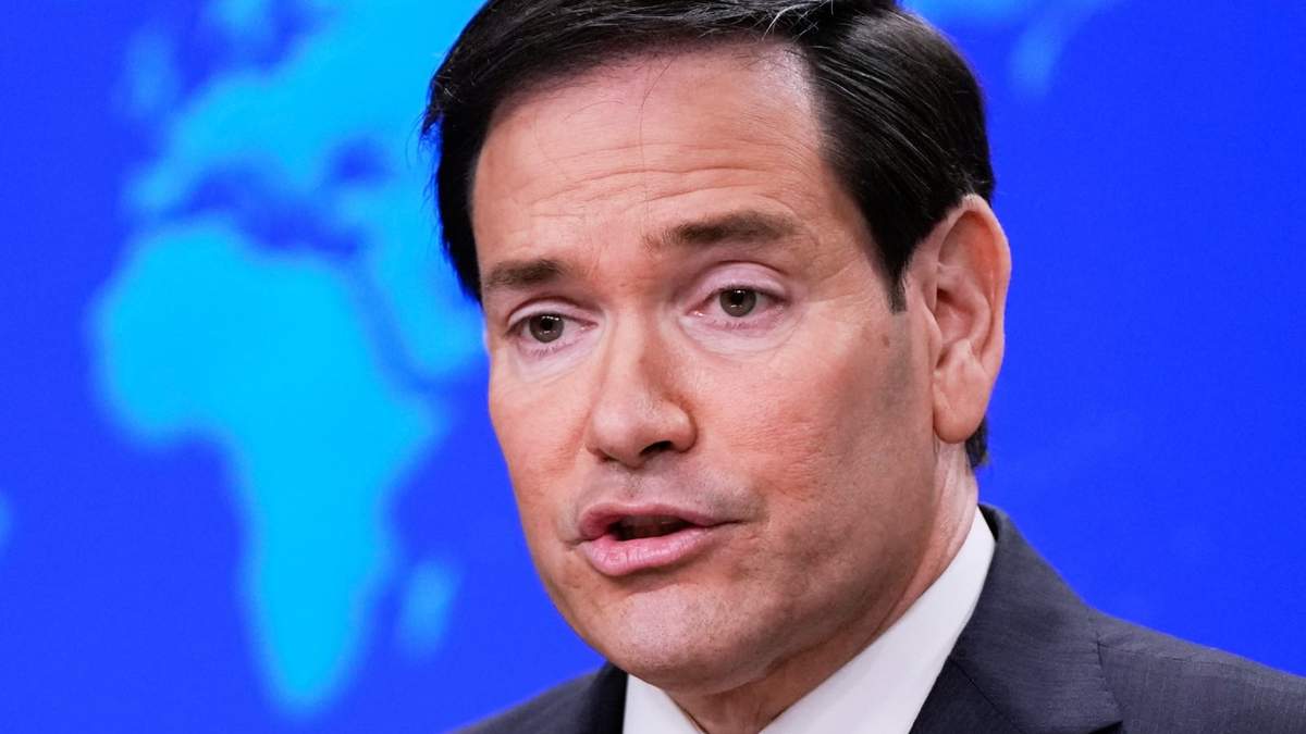 El secretario de Estado estadounidense Marco Rubio habla durante una conferencia de prensa en el Departamento de Estado, el 19 de diciembre de 2025, en Washington