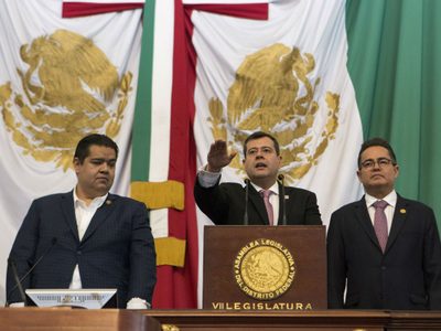 La ALDF ratifica a Amieva como nuevo jefe de gobierno de la CDMX