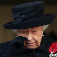 No llegó a despedirla: falleció y la reina Isabel no tiene consuelo