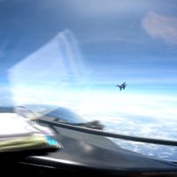 Ejército de EU denuncia maniobra agresiva e insegura de avión de combate chino