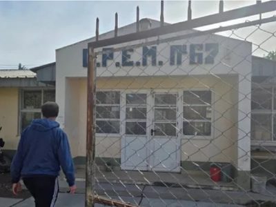 Un estudiante llevó una pistola al CPEM 67 de Centenario y causó pánico