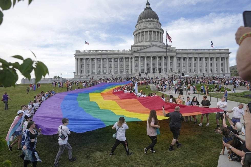 Utah prohíbe las banderas del orgullo LGBTTIQ+ en edificios gubernamentales y escuelas