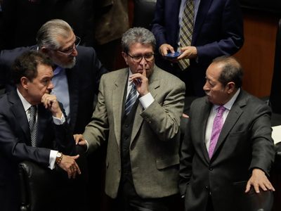 Ricardo Monreal pide no “satanizar” la adquisición de Noroña de una casa por 12 millones de pesos