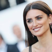 La causa que une a Penélope Cruz, Javier Bardem, Pedro Almodóvar y Alejandro Sanz