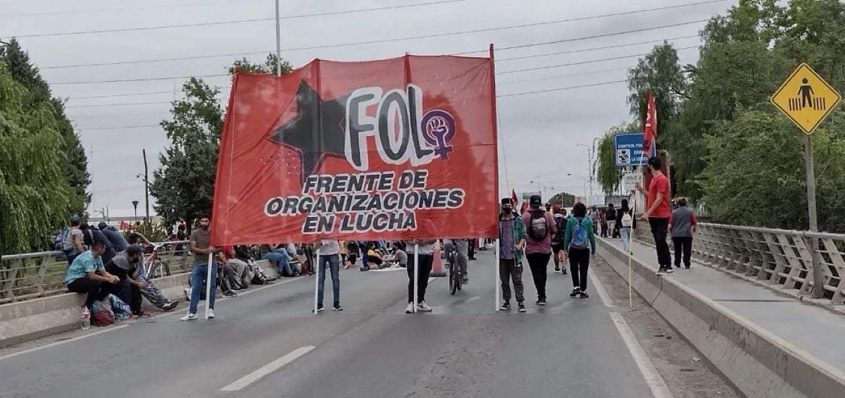 Aún se desconoce si habrá corte en el puente carretero. Fuente: (Facebook).