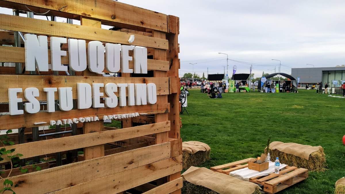 Feria Neuquén Verde. Fuente: (Twitter)