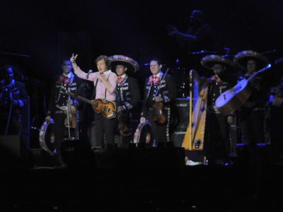 De “Bésame mucho” a la creación del Foro Sol: las mexicanidades de Paul McCartney