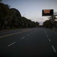 ¿Una pesadilla de nunca acabar?: "Si el pico es en mayo, podría volver la cuarentena"