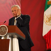 En marco del Día de los Derechos Humanos, AMLO encomia al ejército