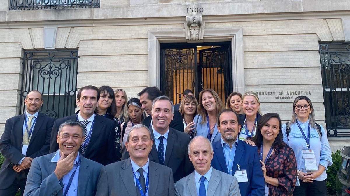 La comitiva patagónica que visitó Estados Unidos. Fuente: (Twitter)