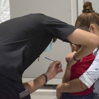 OPS aún no recomienda vacunación anticovid para niños