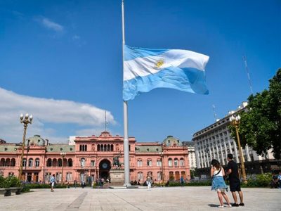 El Gobierno decretó dos días de duelo por la familia Bibas