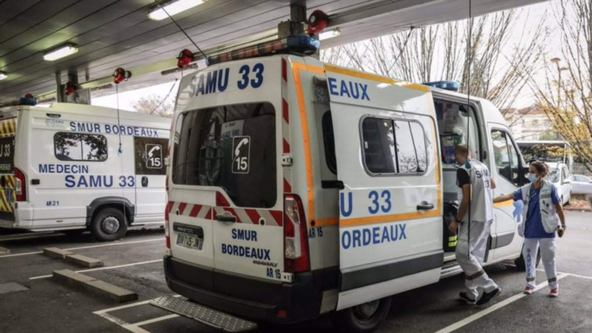 Un muerto y dos heridos en un instituto del norte de Francia después de que un antiguo alumno entró en el centro armado con un cuchillo
