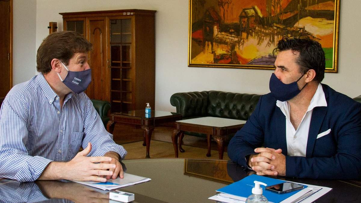 Darío Martínez junto a Gustavo Melella. Fuente: (Twitter)