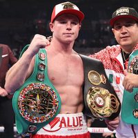 Canelo somete a Smith y conquista los títulos super medianos CMB y AMB