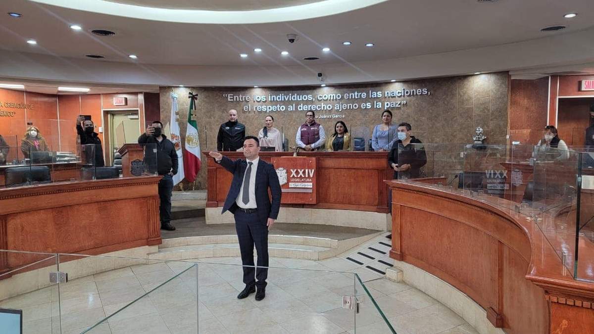 La toma de protesta del nuevo fiscal