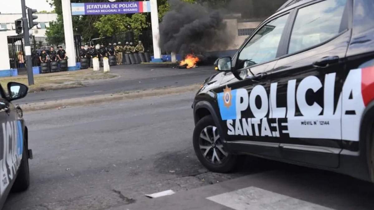 Policía. Fuente: (Instagram)