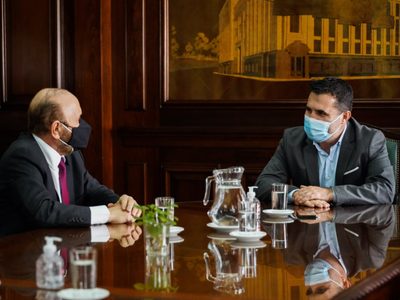Darío Martínez anunció con Gildo Insfrán una inversión para obras de energía en Formosa