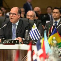 Uruguay se retira y el caso Venezuela divide a la Asamblea de la OEA