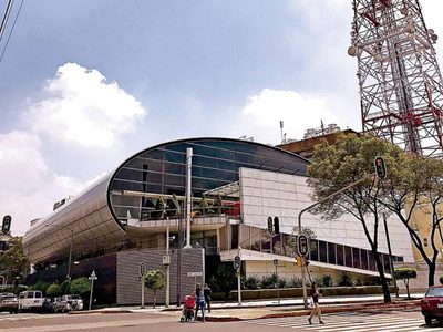 Ante su declive, Televisa busca crecer con Univision