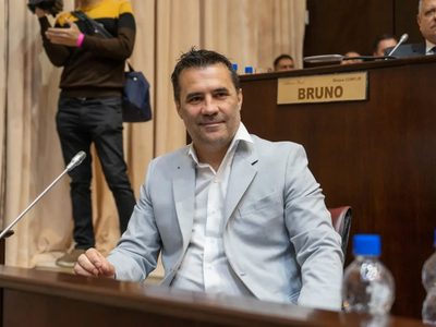 Darío Martínez: “Las medidas anunciadas vienen a poner en marcha un brutal plan de ajuste”