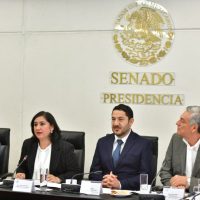 Jamás pedí ni exigí a empresarios bajar salarios: Sandoval