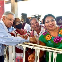 AMLO firma decreto para restituir casi 30 mil hectáreas de tierras a pueblos yaquis