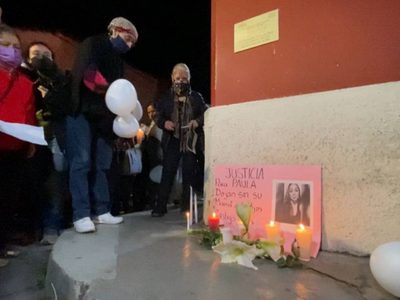 Exigen justicia para la mujer que fotografió a su asesino; “motonetos” intimidan a pobladores