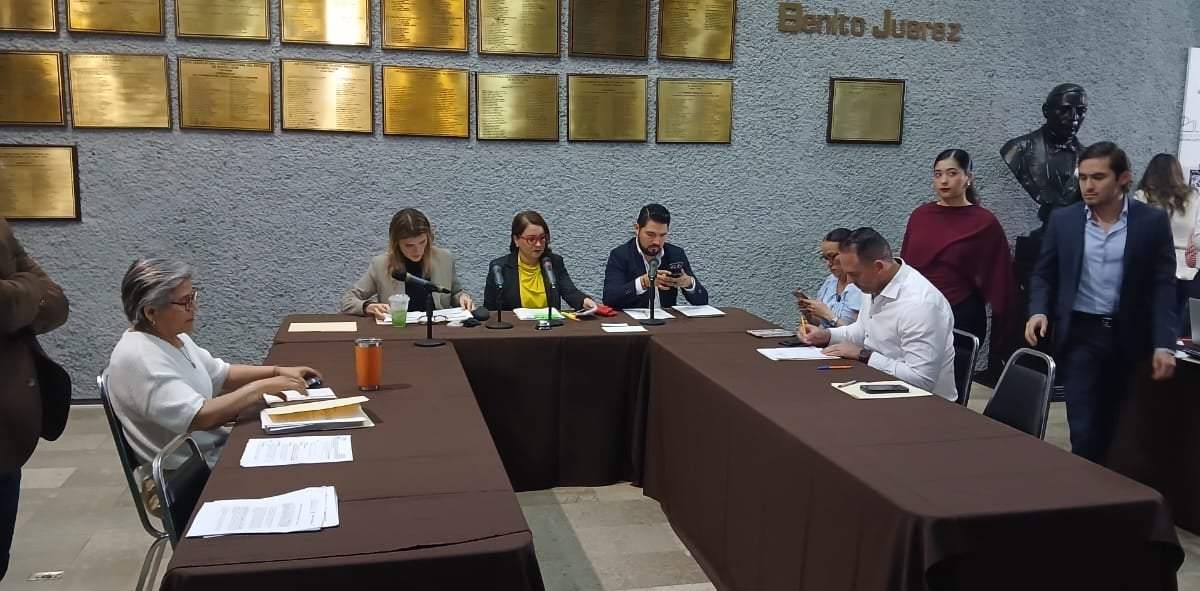 Congreso de Nuevo León aprueba iniciar el proceso de tres juicios políticos al gobernador Samuel García