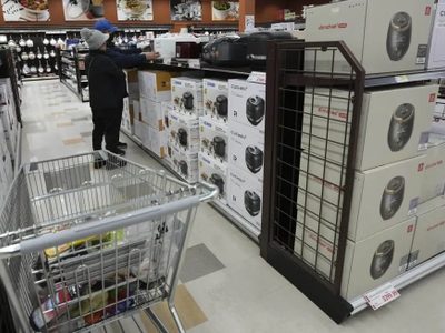 Trump impone aranceles de 25% a Japón y Corea del Sur
