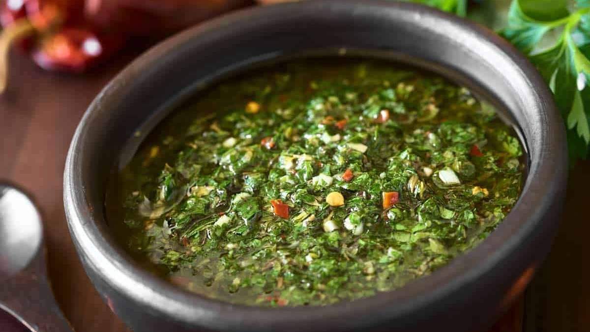 Chimichurri. Fuente: (X)