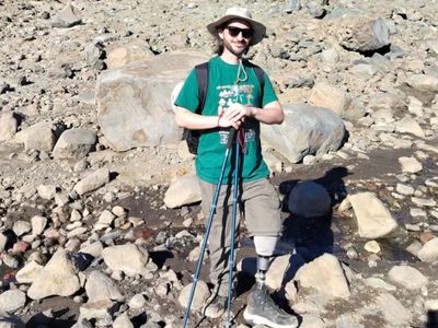 Ascendió el Copahue con una prótesis y completó los 2.760 metros de altura