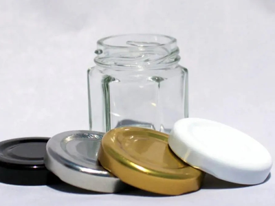 Guardá los frascos de vidrio que tenés en casa: así podés crear esto tan hermoso para decorar y hasta para vender