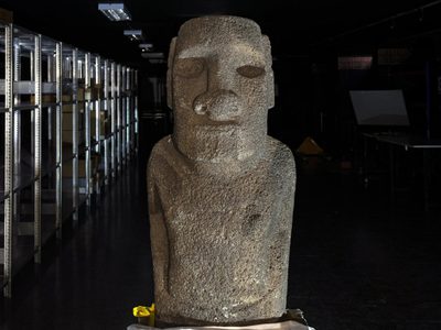 Un moái robado vuelve a casa: el Estado de Chile lo enviará a la isla de Rapa Nui