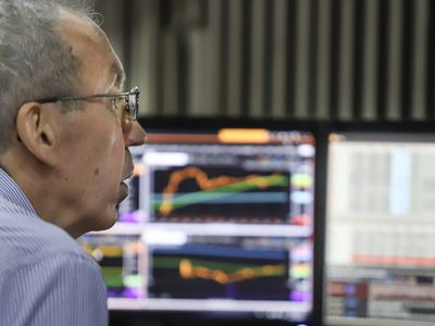 Se desploma la Bolsa de Buenos Aires: el Merval cayó casi un 13%