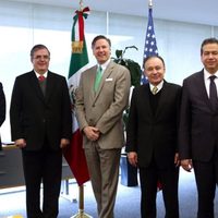 México y EU establecerán puntos de inspección para frenar flujo ilícito de armas