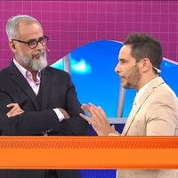 ¡Tensión en Intrusos! Rodrigo Lussich se equivocó y Jorge Rial le dio la peor noticia. ¡Durísimo!