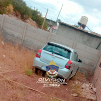 La Policía recuperó un auto robado que estaba escondido en el barrio Vista Hermosa