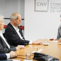 La Comisión Nacional de Valores busca desarrollar al mercado de capitales