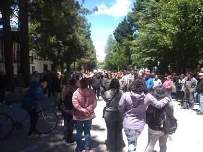 Trabajadores municipales de Loncopué llevan dos días consecutivos de paro