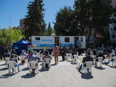 El tráiler de DetectAR del centro de Neuquén Capital cambia de lugar
